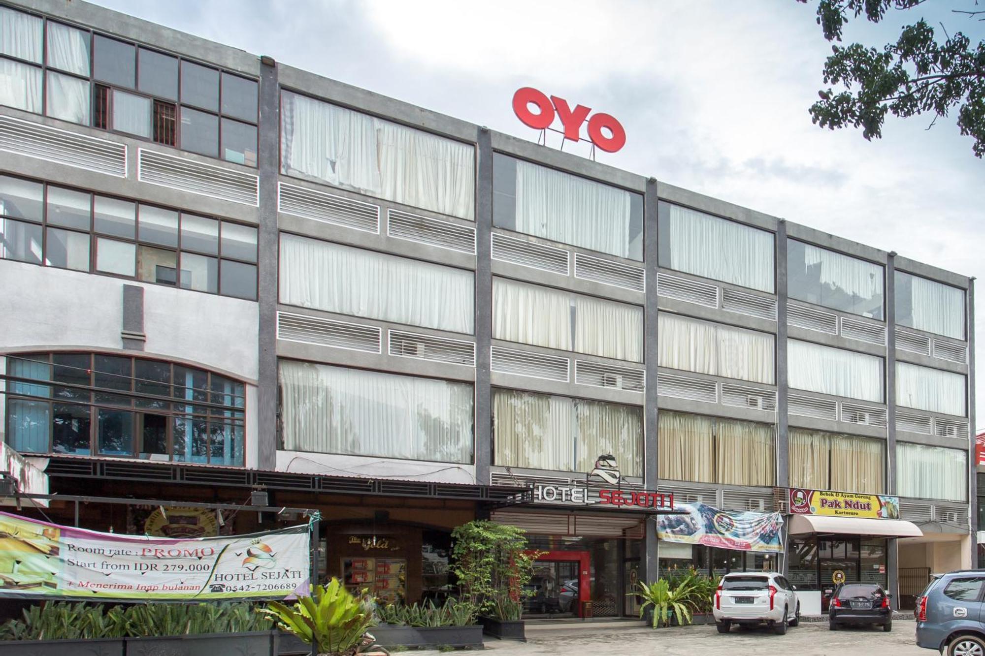 Oyo 663 Hotel Sejati Balikpapan  Bagian luar foto